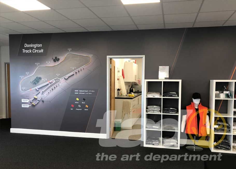 donington track wall 2